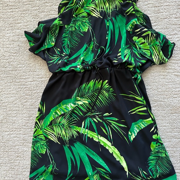 Sun dress - Picture 2 of 4